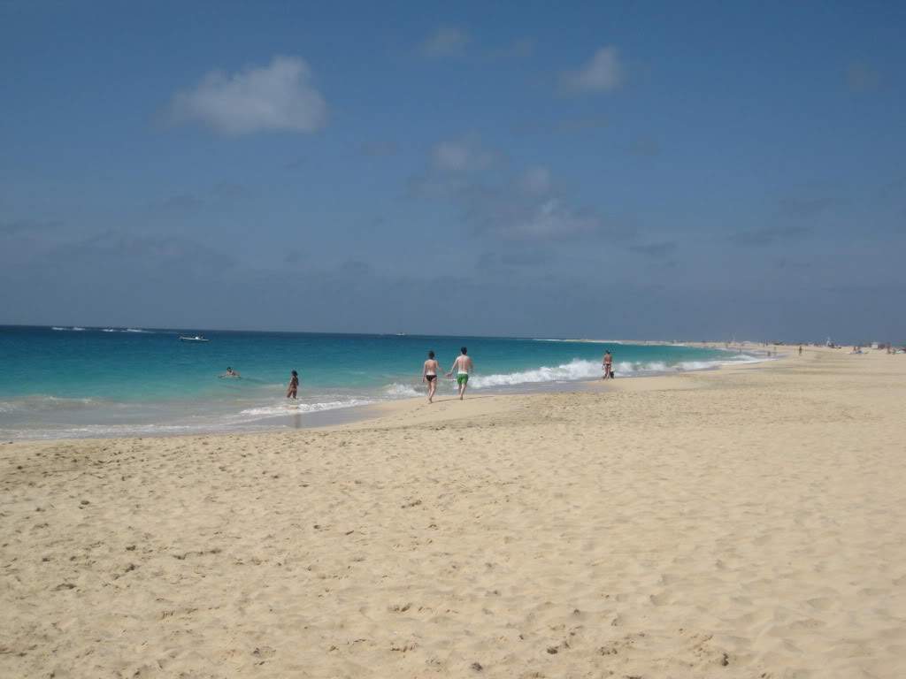 ai890.photobucket.com_albums_ac102_mokas_myphotos_cabo_20verde_20__20sal_IMG_5524.jpg