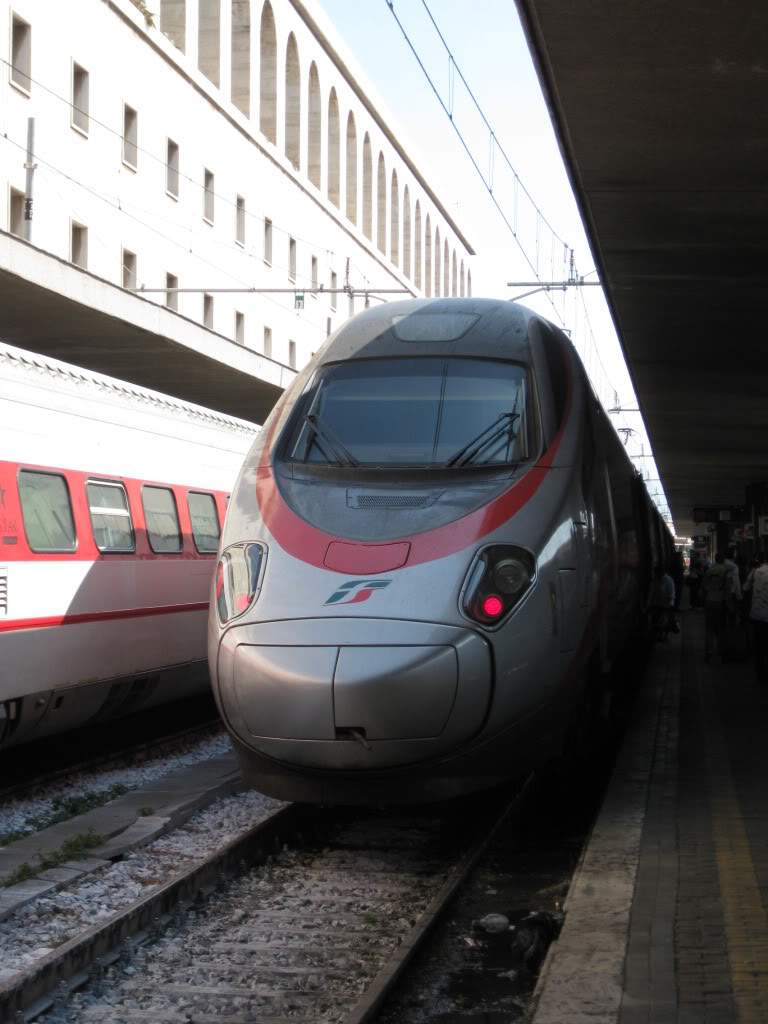 ai890.photobucket.com_albums_ac102_mokas_myphotos_florenca_551otransporte_altavelocit.jpg