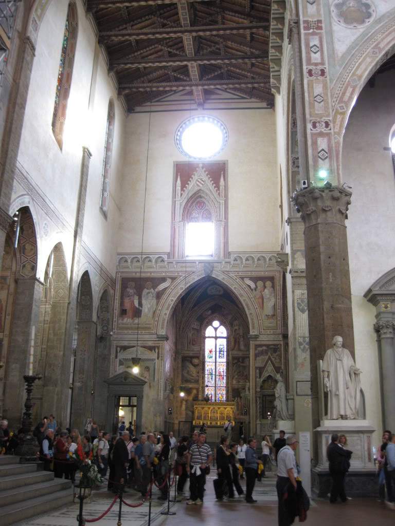 ai890.photobucket.com_albums_ac102_mokas_myphotos_florenca_673transeptodireitocomcapelas.jpg