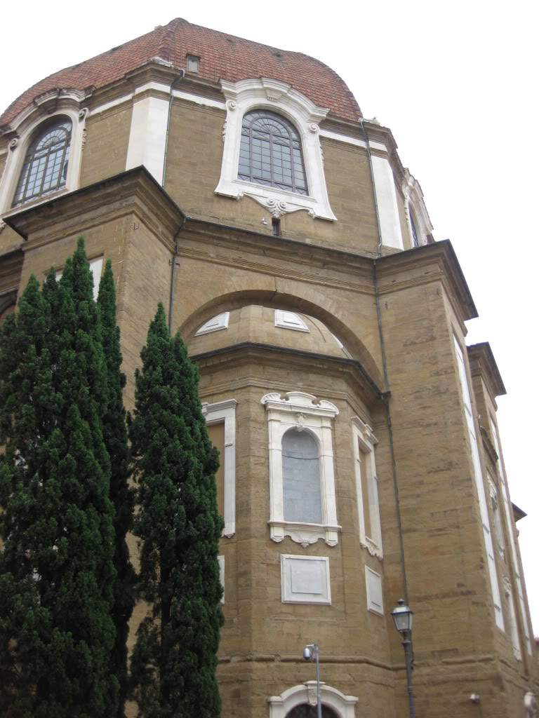 ai890.photobucket.com_albums_ac102_mokas_myphotos_florenca_7413dia_capeladosmedicci.jpg