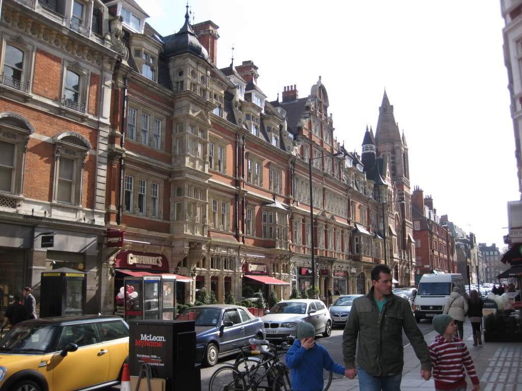 ai890.photobucket.com_albums_ac102_mokas_myphotos_london_IMG_4021.jpg