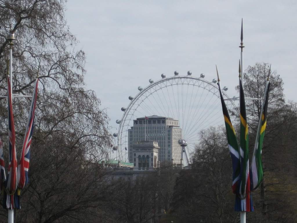 ai890.photobucket.com_albums_ac102_mokas_myphotos_london_IMG_4422.jpg