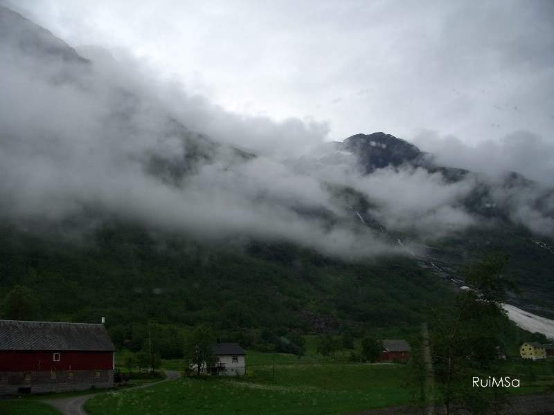 ai894.photobucket.com_albums_ac148_RuiXpto_CIMG6518.jpg