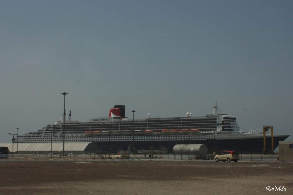 ai894.photobucket.com_albums_ac148_RuiXpto_MileUmaNoitesCostaFavolosa_FavolosaDia12_IMG_1080.jpg