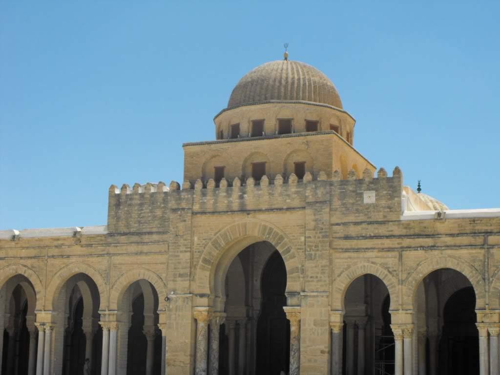 ai898.photobucket.com_albums_ac185_Isa8548_Tunisia_DSCF0032.jpg