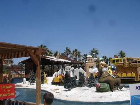 ai906.photobucket.com_albums_ac261_rikard017_PArqueWarner9.jpg