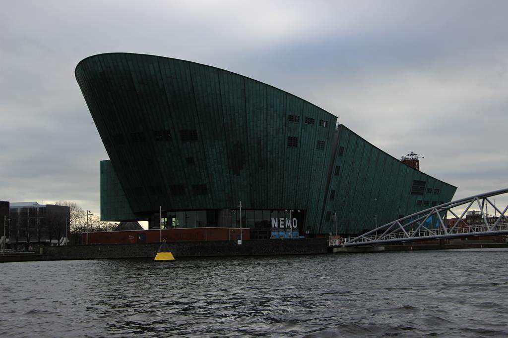 ai909.photobucket.com_albums_ac300_ploferreira_Amsterdao_202014_Amsterdatildeo131.jpg