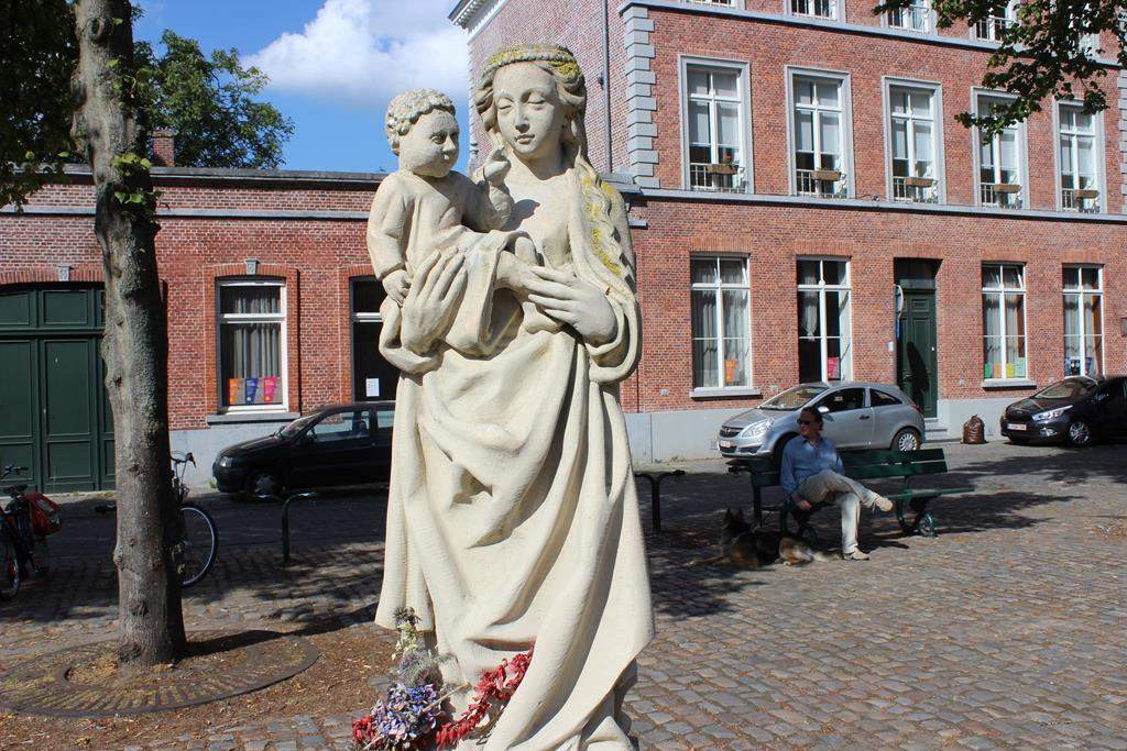ai909.photobucket.com_albums_ac300_ploferreira_Bruges_IMG84.jpg
