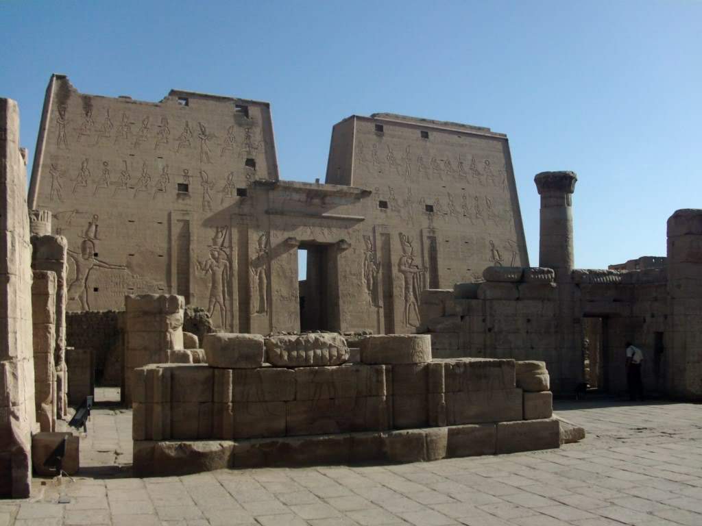 ai909.photobucket.com_albums_ac300_ploferreira_Egipto_202010_Egipto20101971024x768.jpg