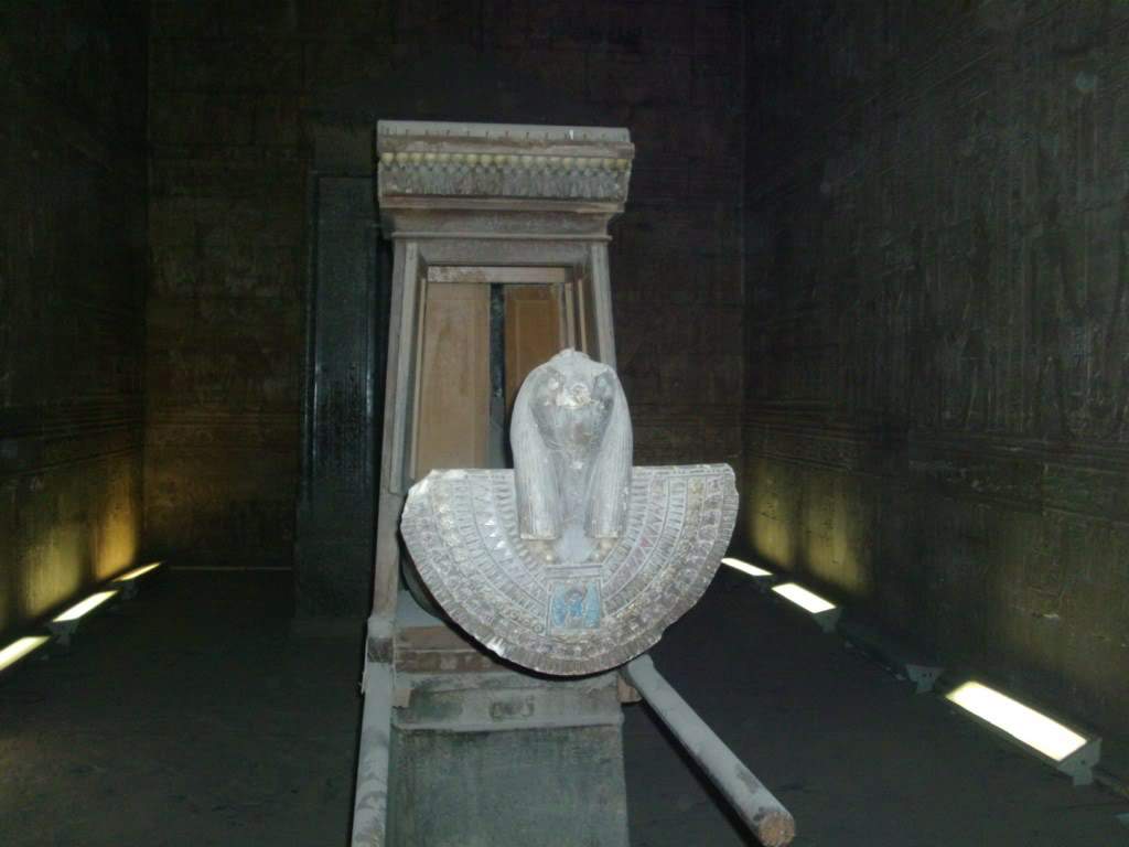 ai909.photobucket.com_albums_ac300_ploferreira_Egipto_202010_Egipto20102011024x768.jpg