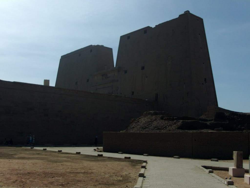 ai909.photobucket.com_albums_ac300_ploferreira_Egipto_202010_Egipto20102311024x768.jpg