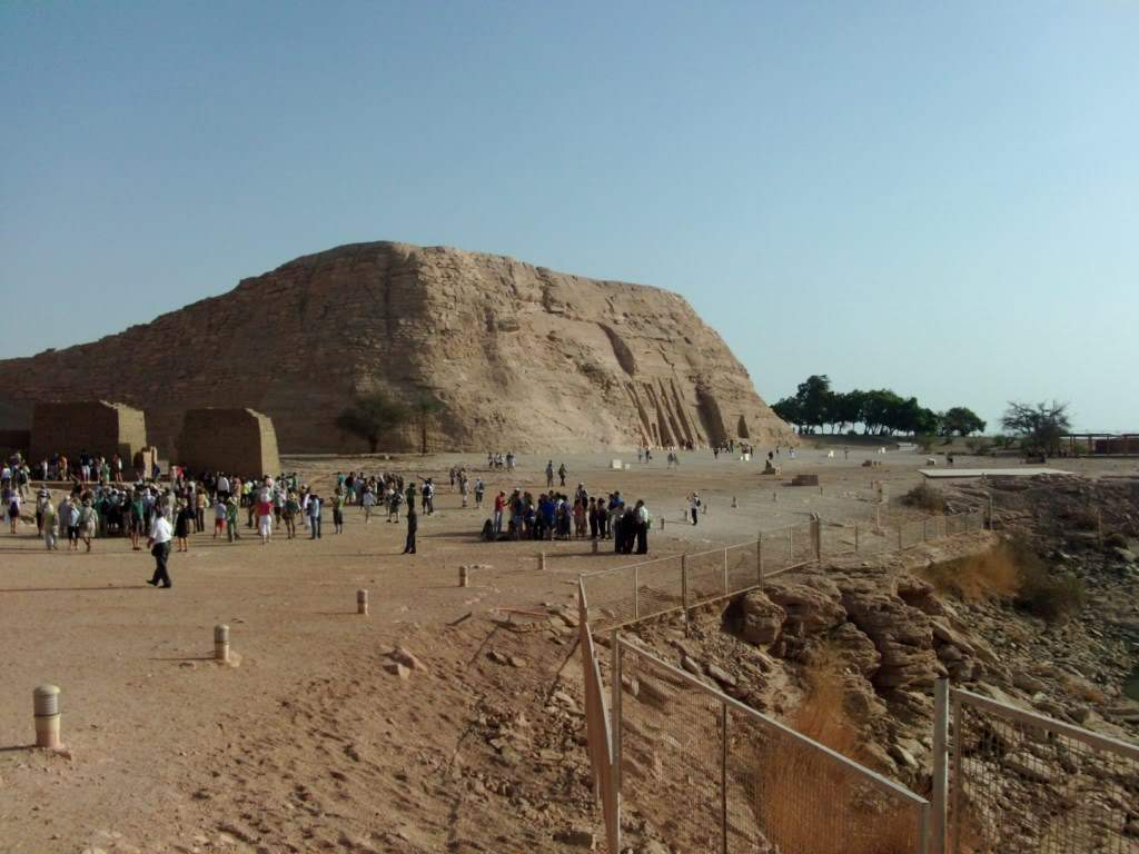 ai909.photobucket.com_albums_ac300_ploferreira_Egipto_202010_Egipto20103251024x768.jpg