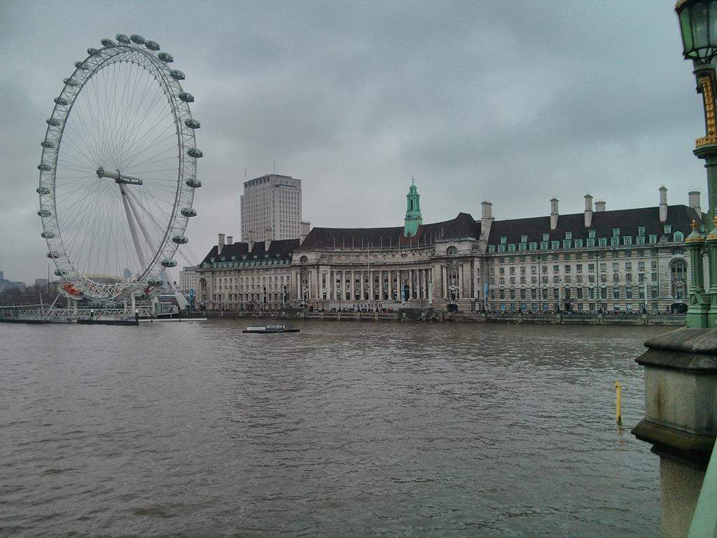 ai909.photobucket.com_albums_ac300_ploferreira_Londres_202013_Londres110.jpg