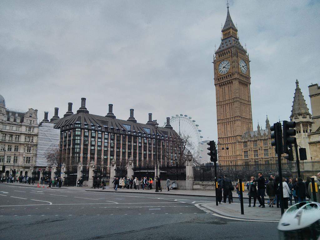 ai909.photobucket.com_albums_ac300_ploferreira_Londres_202013_Londres134_22.jpg