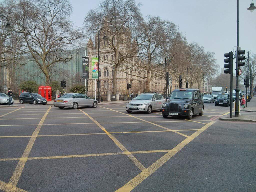 ai909.photobucket.com_albums_ac300_ploferreira_Londres_202013_Londres15.jpg
