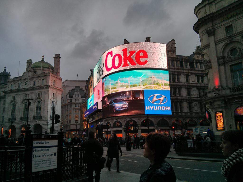 ai909.photobucket.com_albums_ac300_ploferreira_Londres_202013_Londres206.jpg