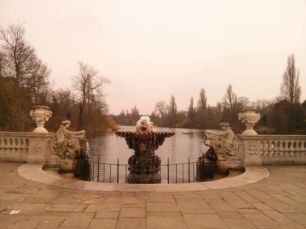 ai909.photobucket.com_albums_ac300_ploferreira_Londres_202013_Londres54.jpg