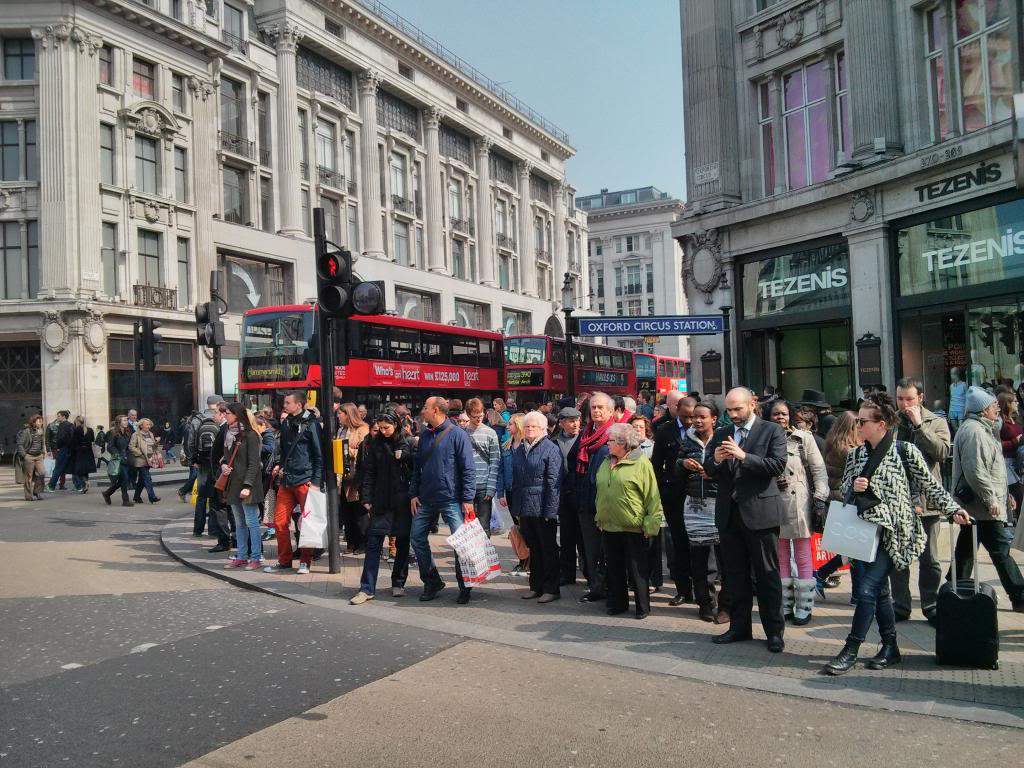 ai909.photobucket.com_albums_ac300_ploferreira_Londres_202013_Londres6.jpg