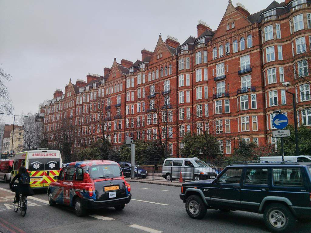 ai909.photobucket.com_albums_ac300_ploferreira_Londres_202013_Londres97.jpg