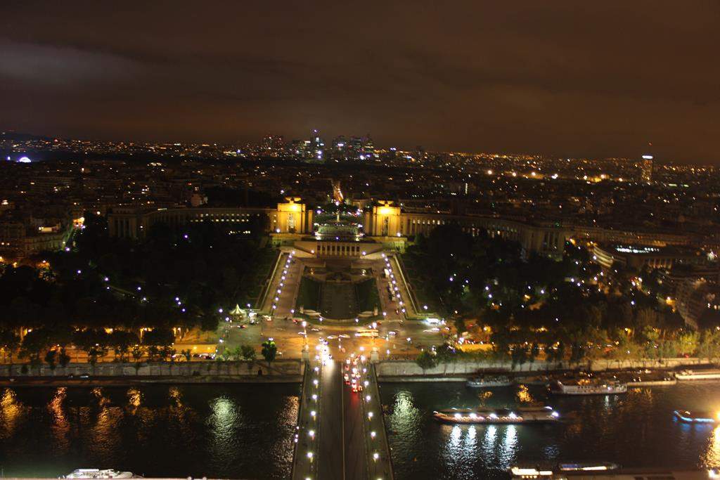 ai909.photobucket.com_albums_ac300_ploferreira_Paris_IMG869.jpg