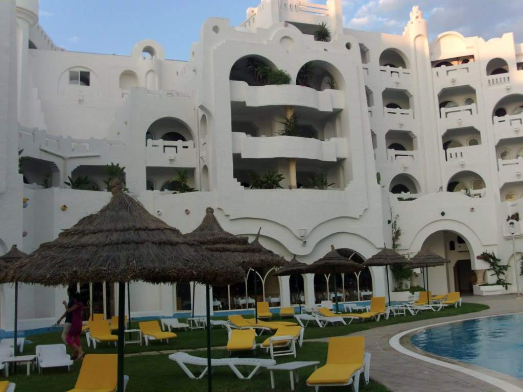 ai909.photobucket.com_albums_ac300_ploferreira_Tunisa_202009_HPIM1191.jpg