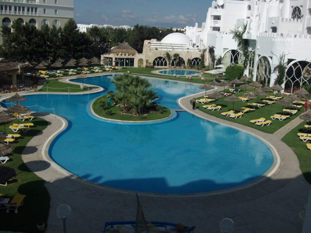 ai909.photobucket.com_albums_ac300_ploferreira_Tunisa_202009_HPIM1208.jpg