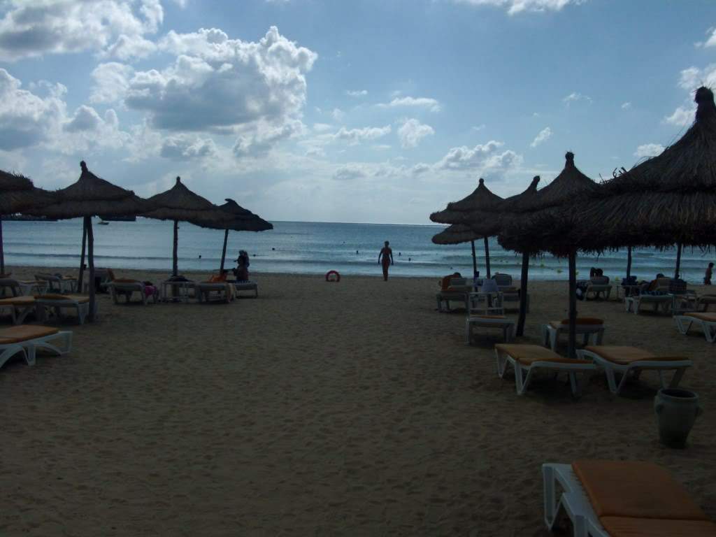 ai909.photobucket.com_albums_ac300_ploferreira_Tunisa_202009_HPIM1232.jpg