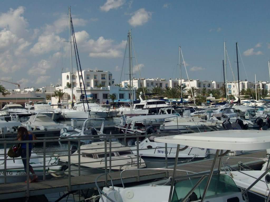 ai909.photobucket.com_albums_ac300_ploferreira_Tunisa_202009_HPIM1266.jpg