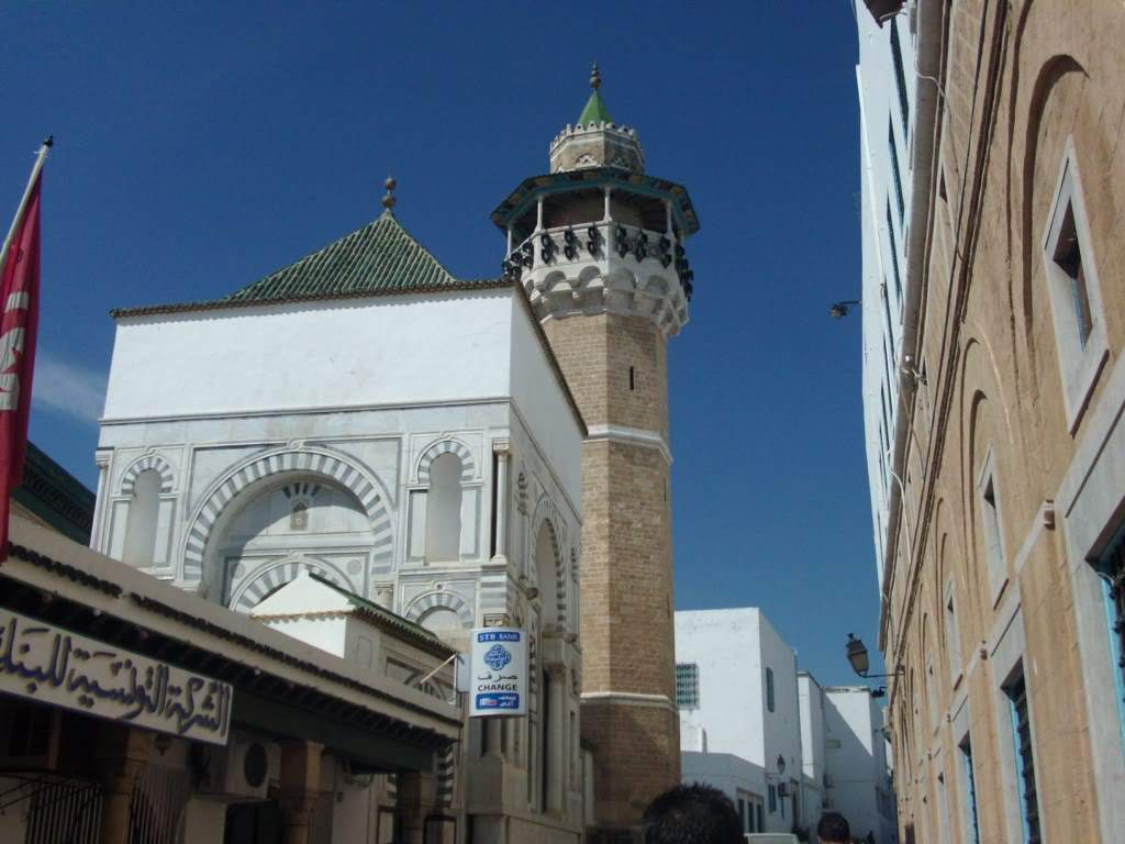 ai909.photobucket.com_albums_ac300_ploferreira_Tunisa_202009_HPIM1344.jpg