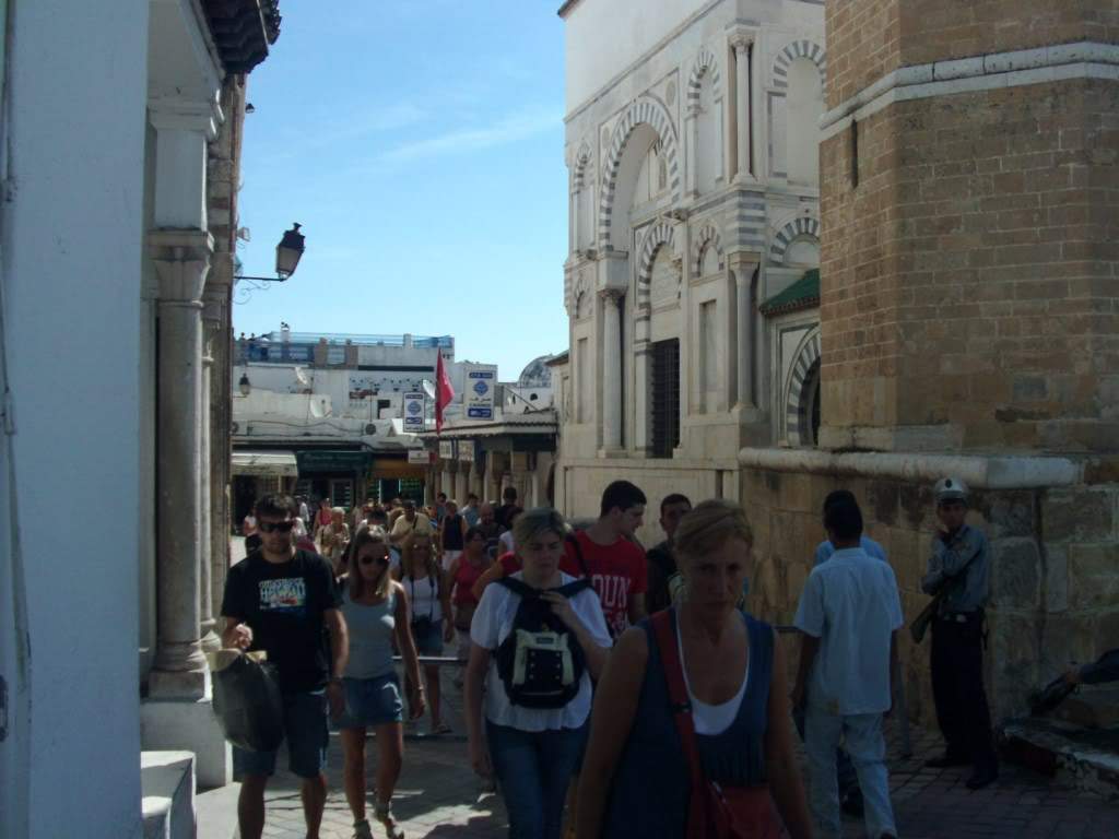 ai909.photobucket.com_albums_ac300_ploferreira_Tunisa_202009_HPIM1345.jpg