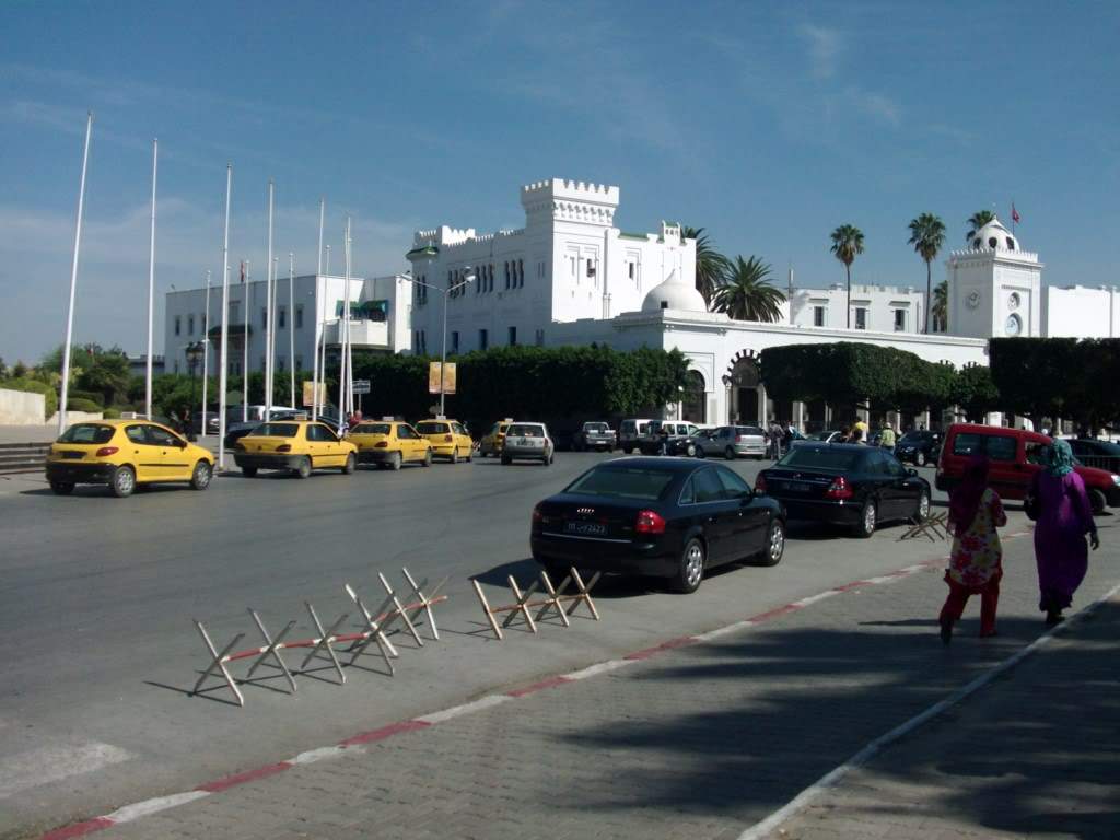 ai909.photobucket.com_albums_ac300_ploferreira_Tunisa_202009_HPIM1349.jpg