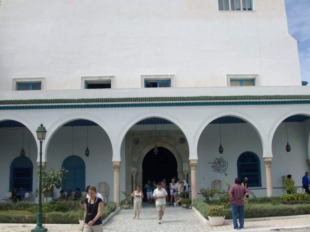 ai909.photobucket.com_albums_ac300_ploferreira_Tunisa_202009_HPIM1420.jpg
