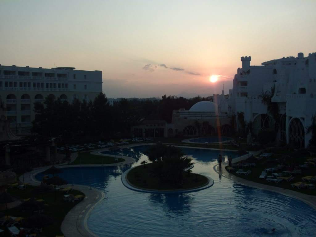 ai909.photobucket.com_albums_ac300_ploferreira_Tunisa_202009_HPIM1549.jpg
