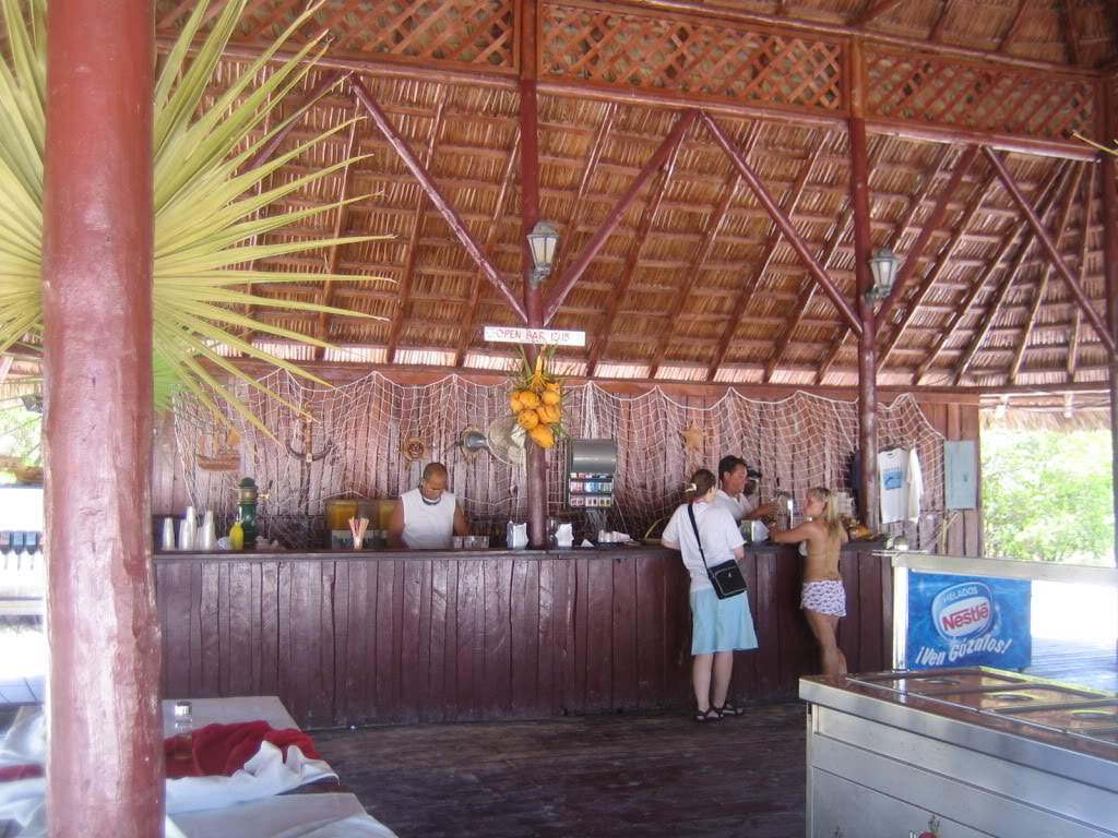 ai910.photobucket.com_albums_ac306_Correia69_Cayo_20Blanco_FERd6a181ab90c160a9682bae4bb6a182ef.jpg