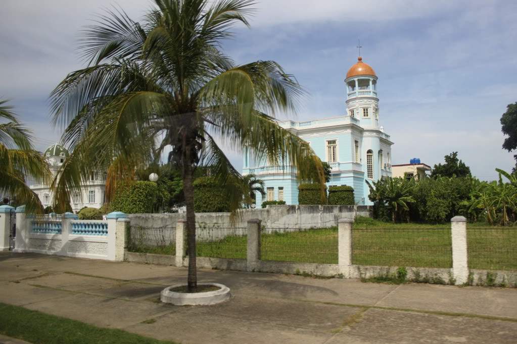 ai910.photobucket.com_albums_ac306_Correia69_Cienfuegos_20__2028ef47f41ccacc22dd35043a2684f53b.jpg