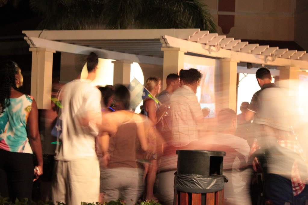 ai910.photobucket.com_albums_ac306_Correia69_CUBA_202011_FERIA637d2fae4994804c0d972a5d484f6095.jpg