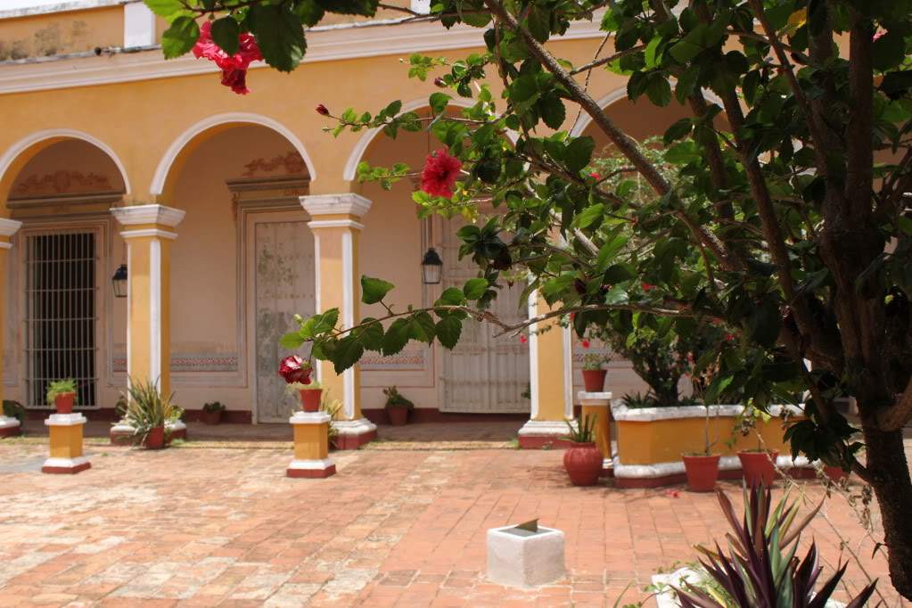 ai910.photobucket.com_albums_ac306_Correia69_TRINIDAD_FERIASEM7e58f5b0ffd3a5aa1fbe04aef182642e.jpg