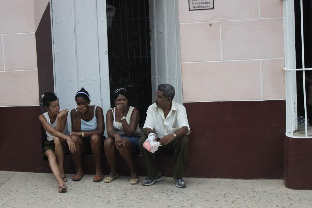ai910.photobucket.com_albums_ac306_Correia69_TRINIDAD_FERIASEMa38d89773bd6cd1f36d94b6954d85dce.jpg