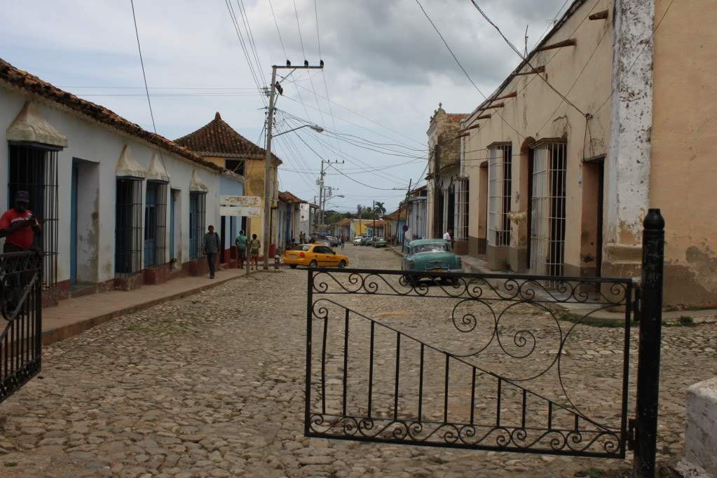 ai910.photobucket.com_albums_ac306_Correia69_TRINIDAD_FERIASEMCUBA2011320_1.jpg