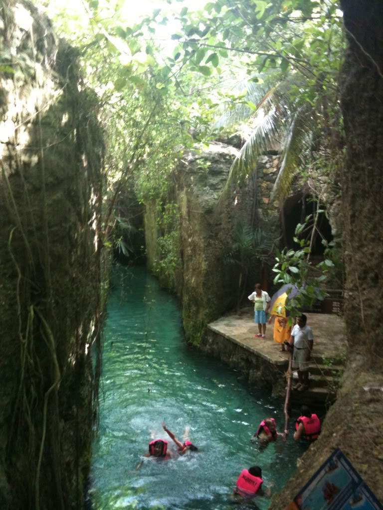 ai914.photobucket.com_albums_ac349_mock7_Mexico_202010_IMG_1388.jpg