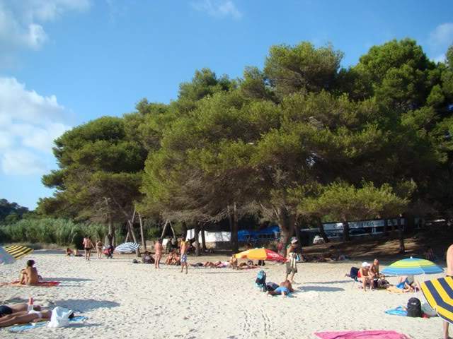 ai931.photobucket.com_albums_ad152_martav_menorca_202009_barmacarela.jpg