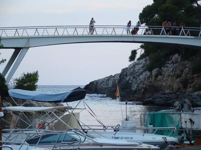 ai931.photobucket.com_albums_ad152_martav_menorca_202009_calagaldananoite.jpg
