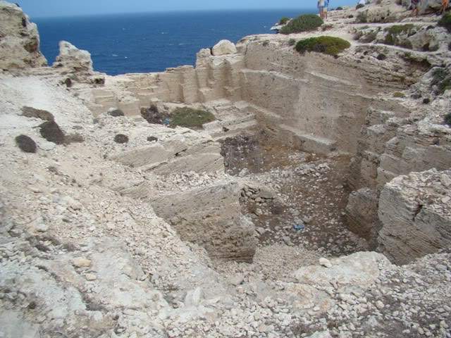ai931.photobucket.com_albums_ad152_martav_menorca_202009_escavaoesfarol.jpg