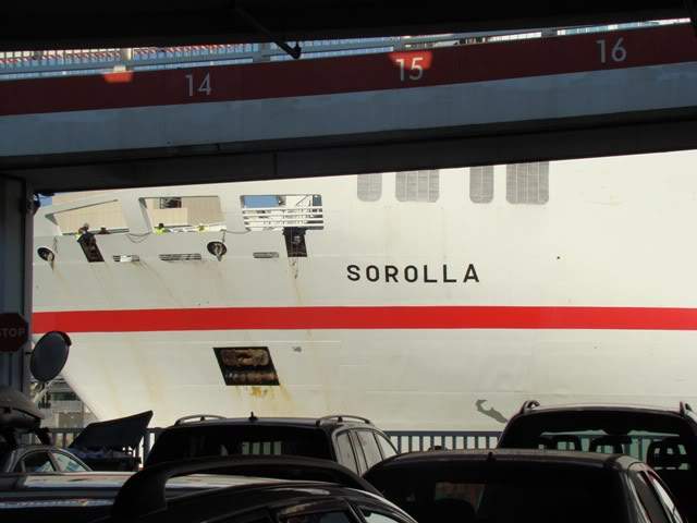 ai931.photobucket.com_albums_ad152_martav_menorca_202009_ferry.jpg