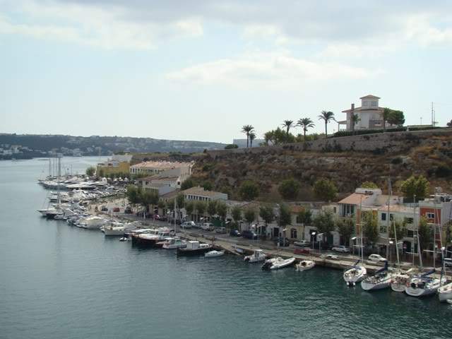 ai931.photobucket.com_albums_ad152_martav_menorca_202009_mahonsaida.jpg