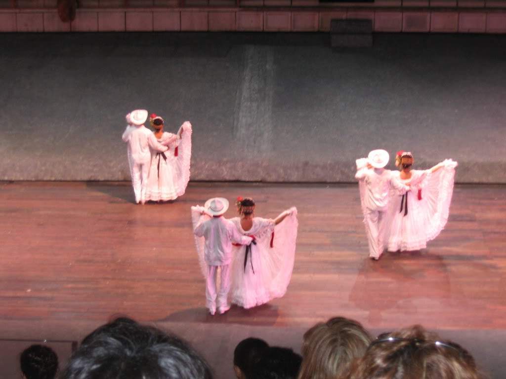 ai941.photobucket.com_albums_ad251_SunshineVM_IMG_3384.jpg