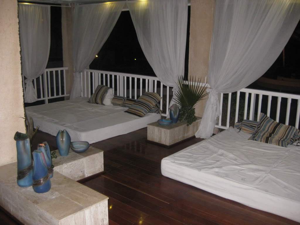 ai953.photobucket.com_albums_ae13_zitita_IMG_9036.jpg
