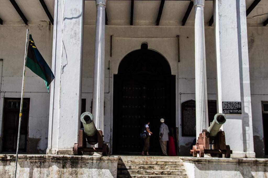 ai966.photobucket.com_albums_ae144_martinsjoao_Zanzibar__MG_2253.jpg