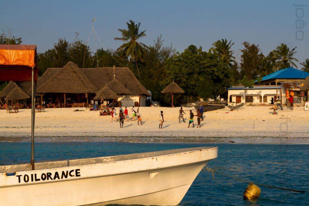 ai966.photobucket.com_albums_ae144_martinsjoao_Zanzibar__MG_2477.jpg