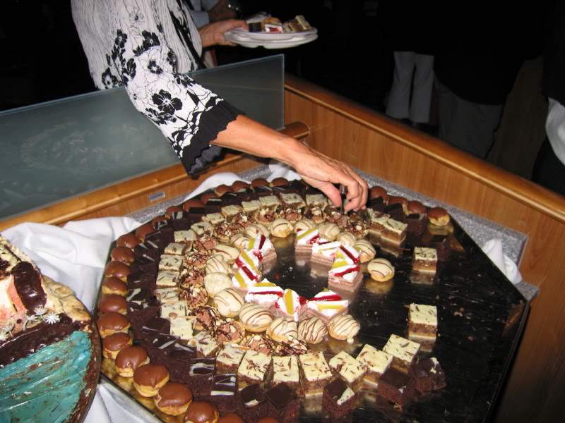 ai973.photobucket.com_albums_ae219_giovaniurtiga_Chocaholic_SRK_0892.jpg